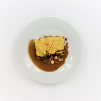 EFFILOCHÉ DE VEAU CONFIT AUX ÉPICES DE NOËL
