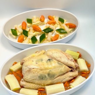 CHAPON ENTIER TRUFFE FARCE PISTACHE MILLEFEUILLE DE LEGUMES